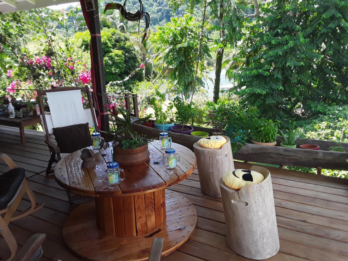 El Toucan Loco Floating Lodges Tierra Oscura Exterior photo